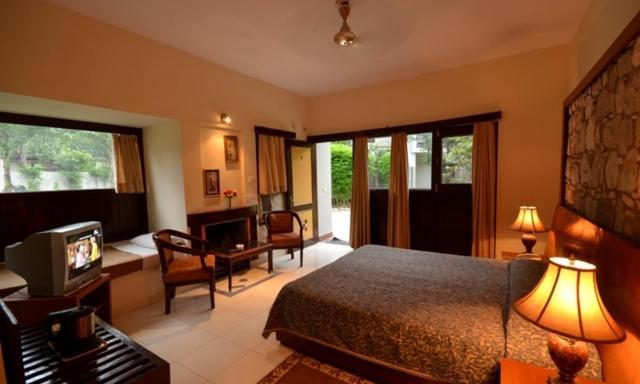 Corbett Suman Grand Hotel Corbett National Park Habitación foto
