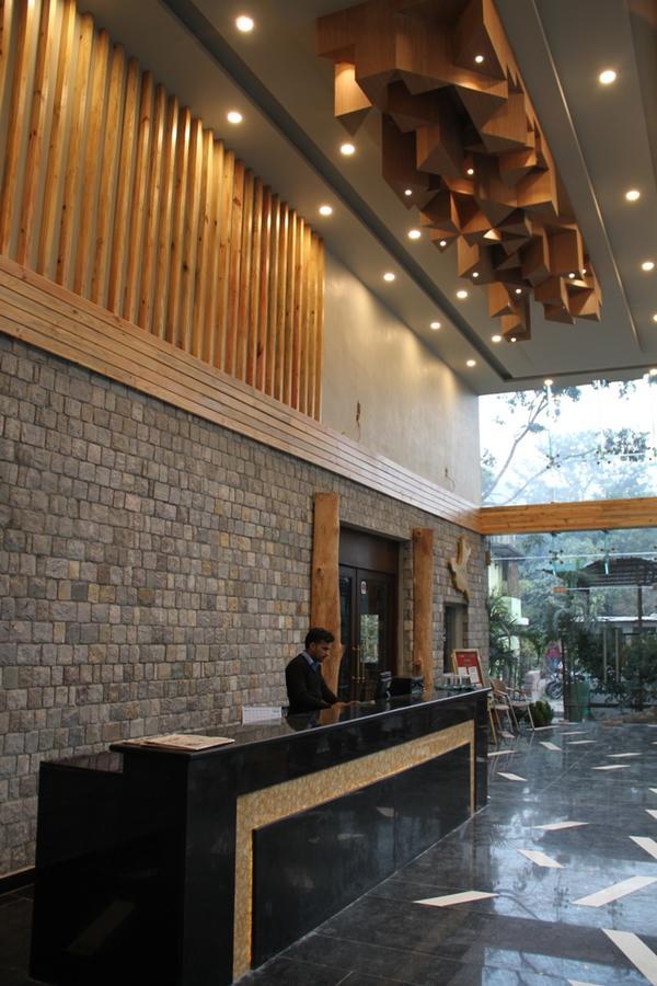 Corbett Suman Grand Hotel Corbett National Park Exterior foto