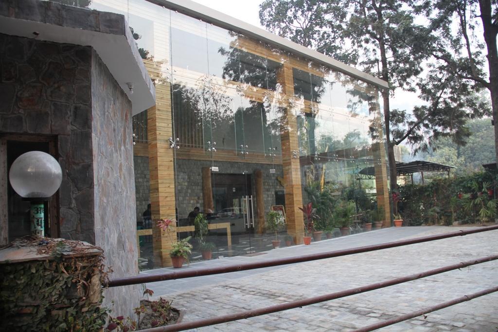 Corbett Suman Grand Hotel Corbett National Park Exterior foto